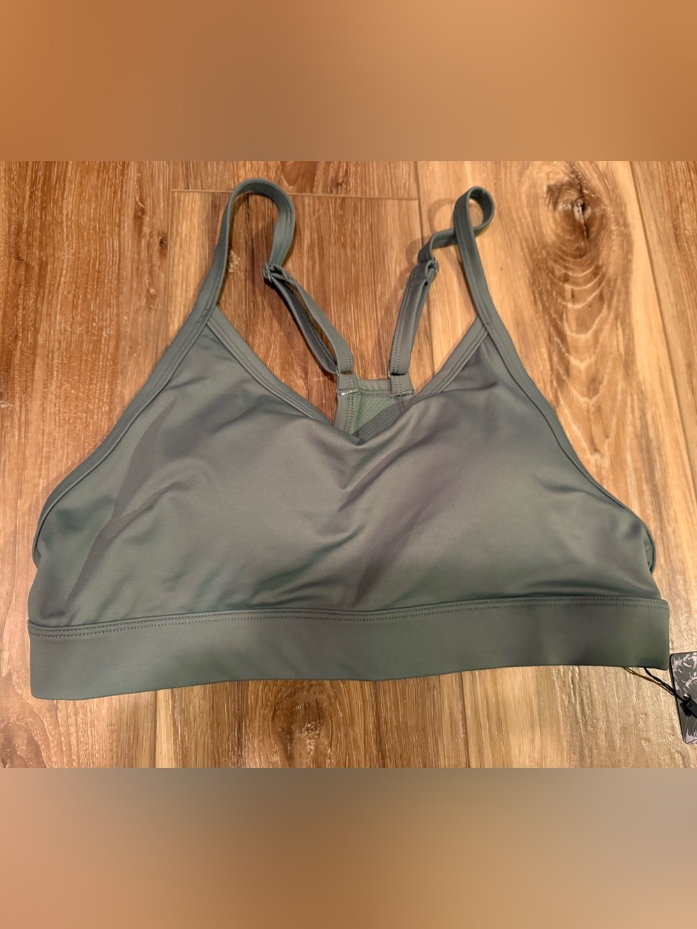 NWT - Viicaya Vii Seamless Strap Sports Bra - Sage Green